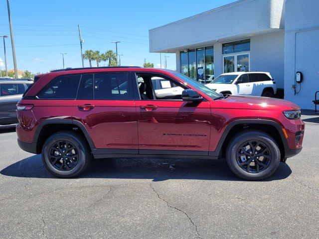 new 2024 Jeep Grand Cherokee car, priced at $39,997