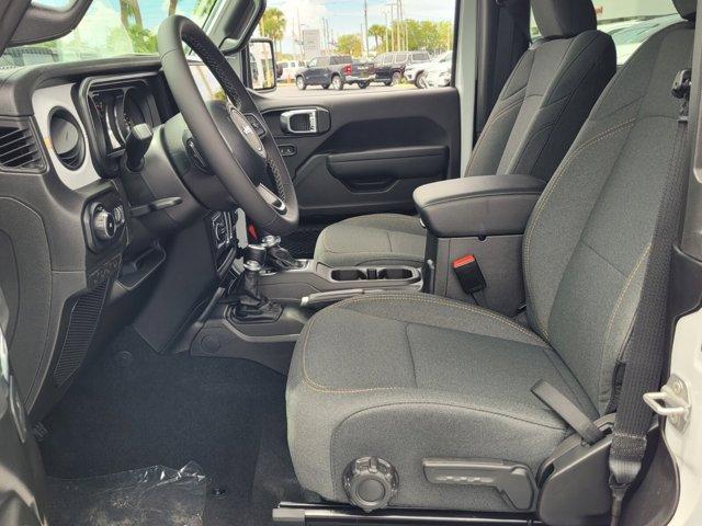 new 2025 Jeep Wrangler car, priced at $35,916