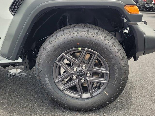 new 2025 Jeep Wrangler car, priced at $35,916
