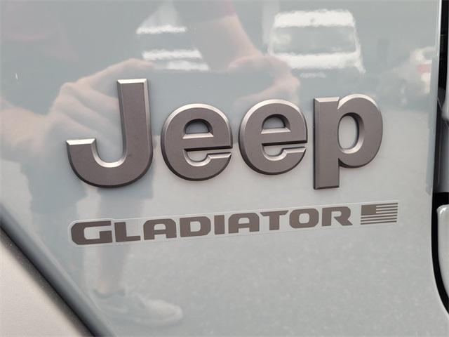 new 2025 Jeep Gladiator car, priced at $34,997