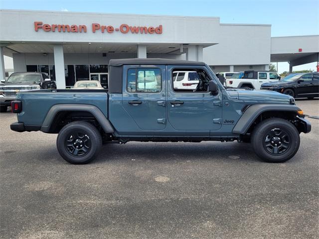 new 2025 Jeep Gladiator car, priced at $34,997