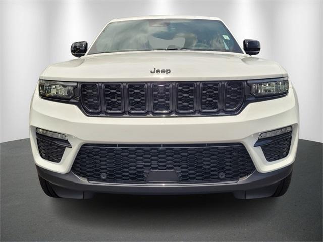 new 2025 Jeep Grand Cherokee car, priced at $45,357