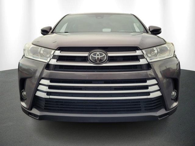 used 2017 Toyota Highlander car, priced at $17,888