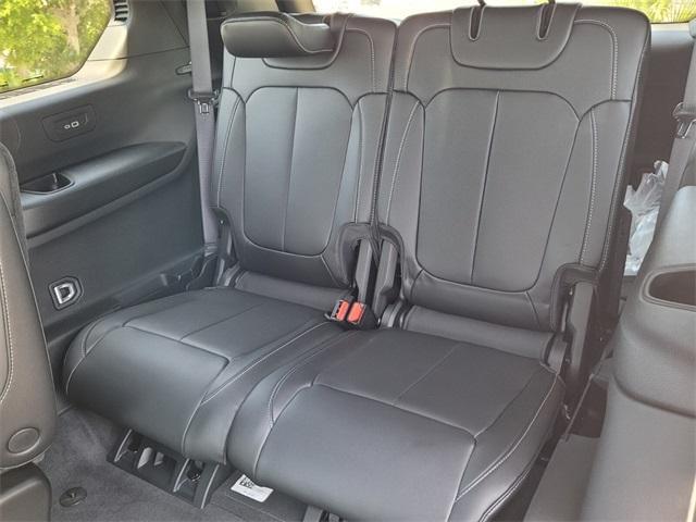 new 2025 Jeep Grand Cherokee L car, priced at $42,997