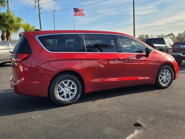 new 2026 Chrysler Pacifica car, priced at $39,415