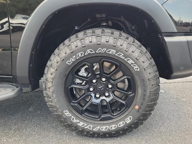 new 2025 Ram 1500 car, priced at $55,457