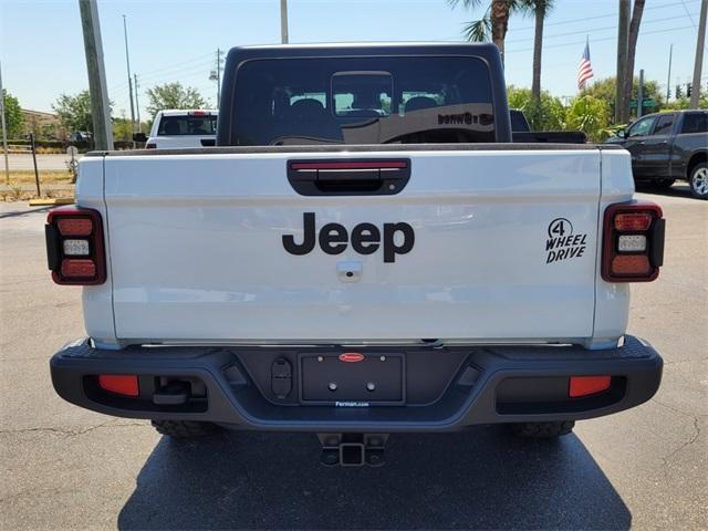 new 2025 Jeep Gladiator car, priced at $42,997