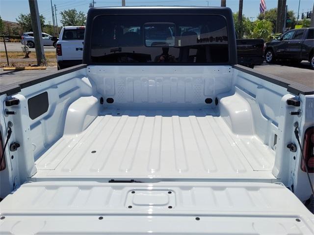 new 2025 Jeep Gladiator car, priced at $42,997