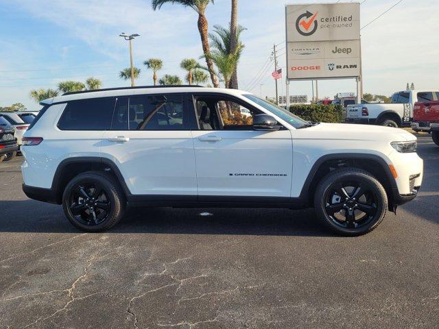 used 2025 Jeep Grand Cherokee L car, priced at $40,995