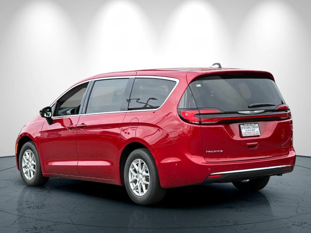 new 2025 Chrysler Pacifica car, priced at $46,220