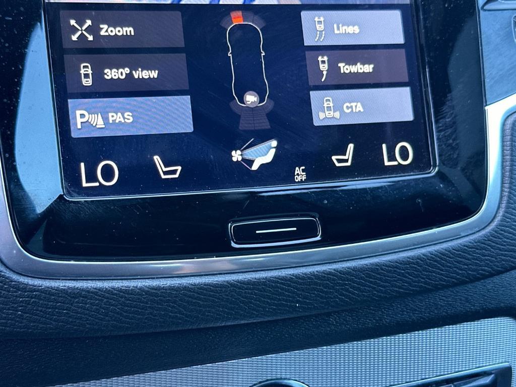 used 2018 Volvo XC90 car, priced at $22,998