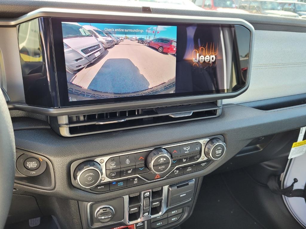 new 2025 Jeep Wrangler 4xe car