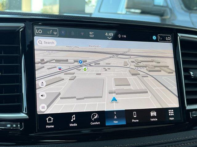 new 2025 Chrysler Pacifica Hybrid car