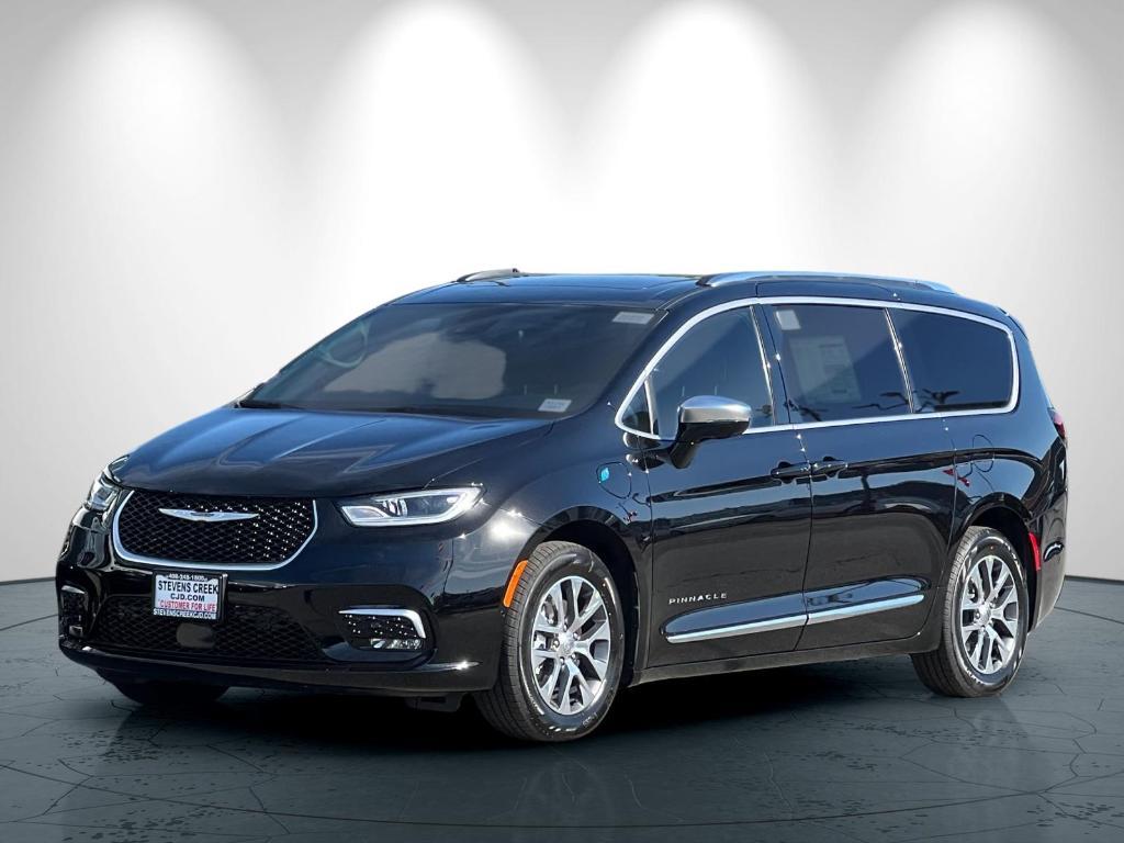 new 2025 Chrysler Pacifica Hybrid car, priced at $61,780