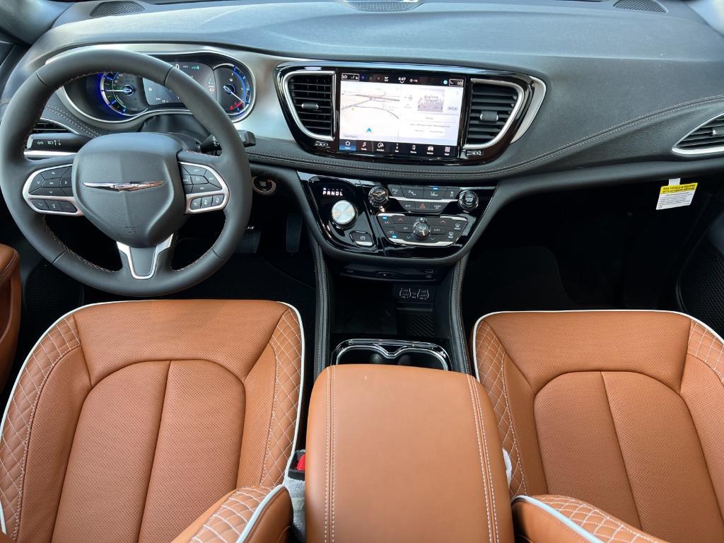 new 2025 Chrysler Pacifica Hybrid car, priced at $61,780