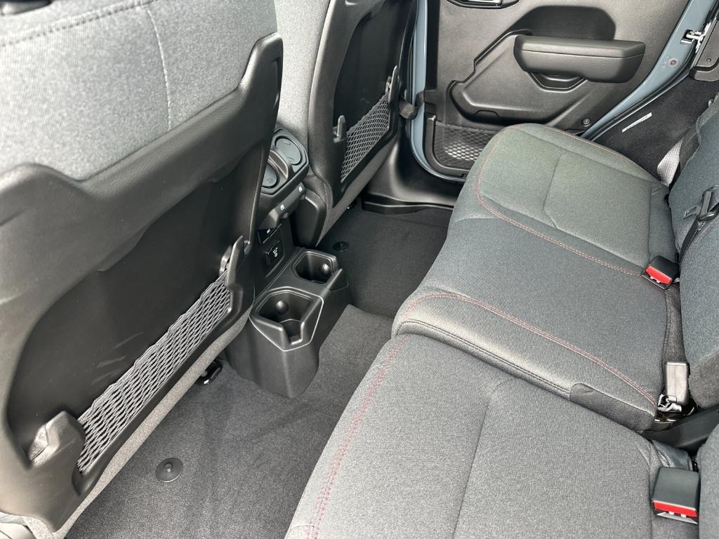 new 2025 Jeep Wrangler car, priced at $61,300