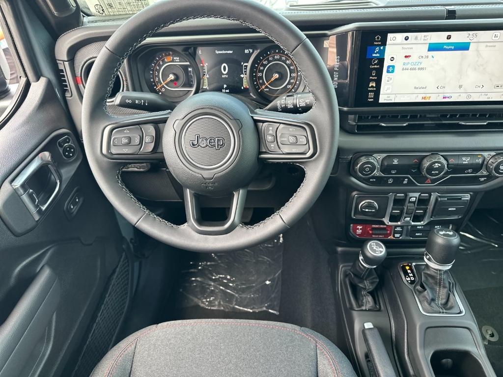 new 2025 Jeep Wrangler car, priced at $61,300