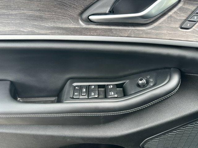 used 2023 Jeep Grand Cherokee L car, priced at $32,599