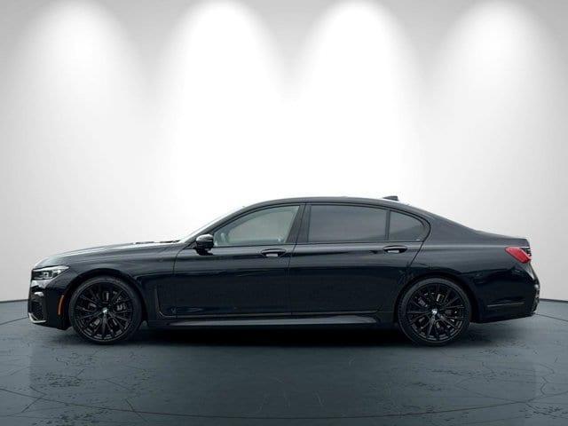 used 2022 BMW 740 car, priced at $42,587