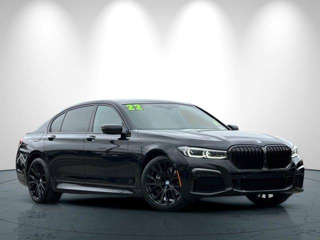 used 2022 BMW 740 car, priced at $42,587