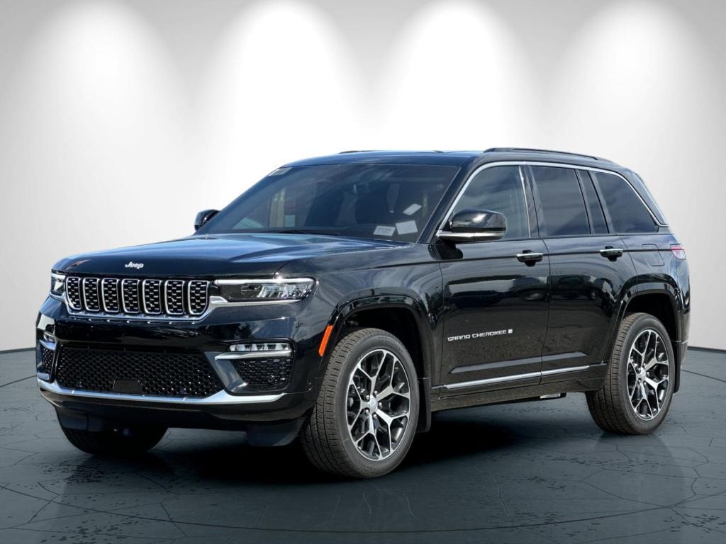 new 2025 Jeep Grand Cherokee car, priced at $69,825