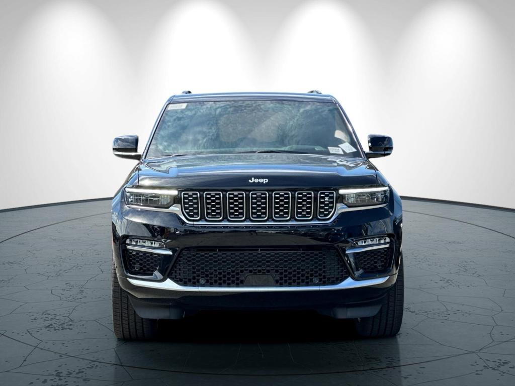 new 2025 Jeep Grand Cherokee car, priced at $69,825