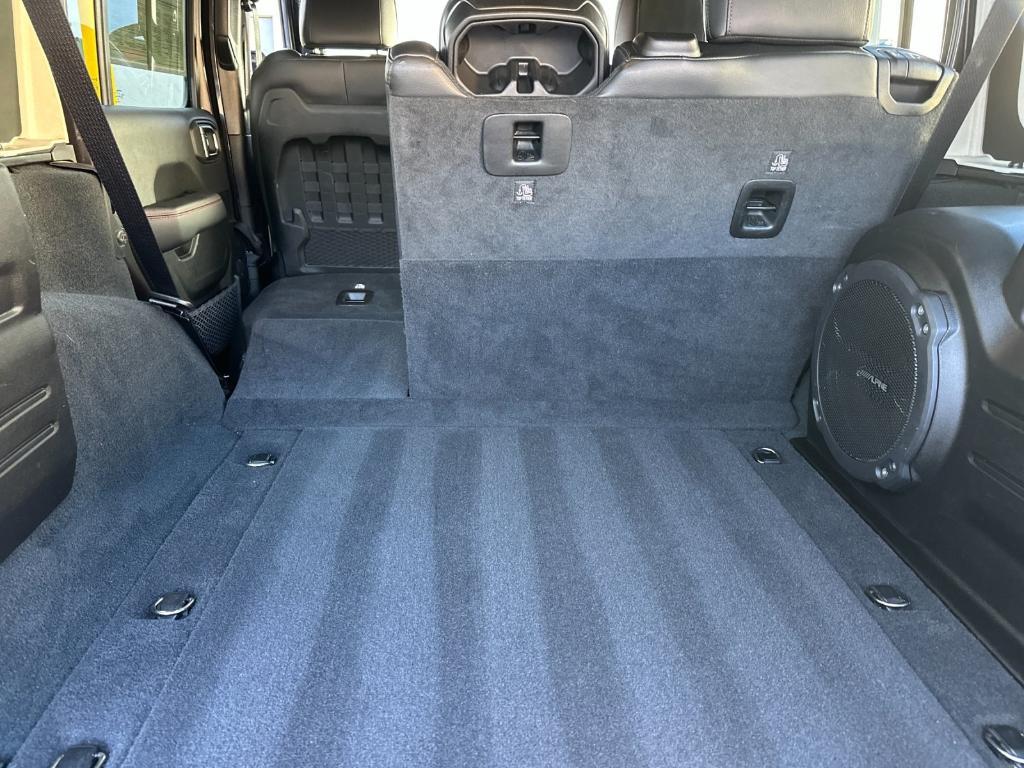 used 2022 Jeep Wrangler Unlimited car, priced at $31,599