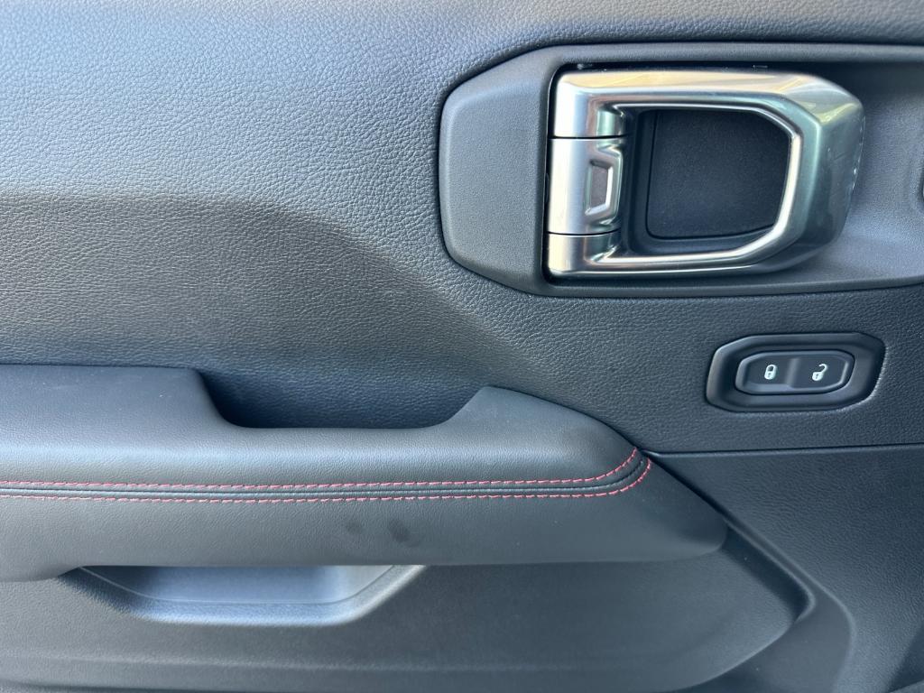 new 2025 Jeep Wrangler car, priced at $67,650