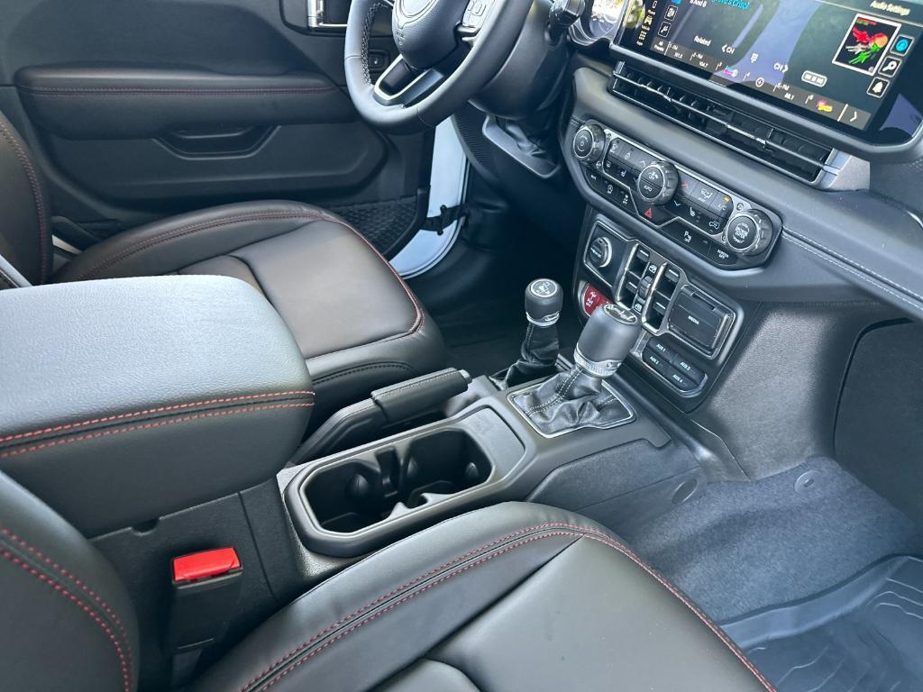 new 2025 Jeep Wrangler car, priced at $67,650