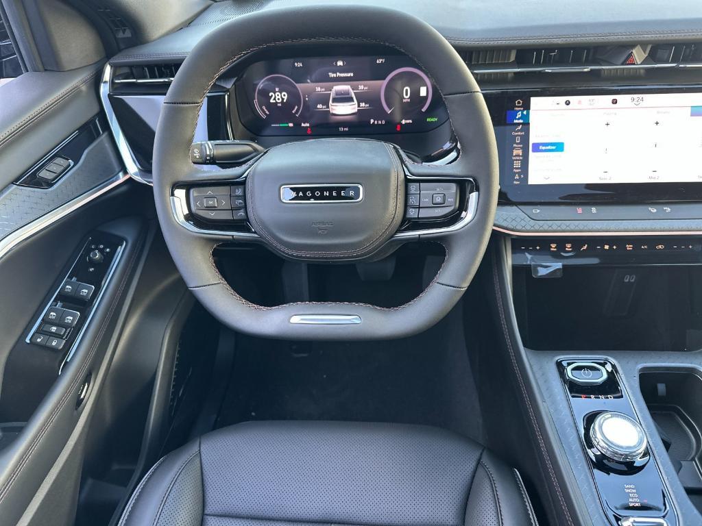new 2025 Jeep Wagoneer S car