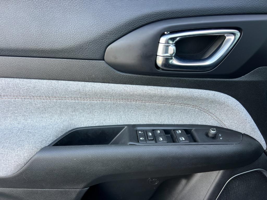 used 2022 Jeep Compass car, priced at $23,999