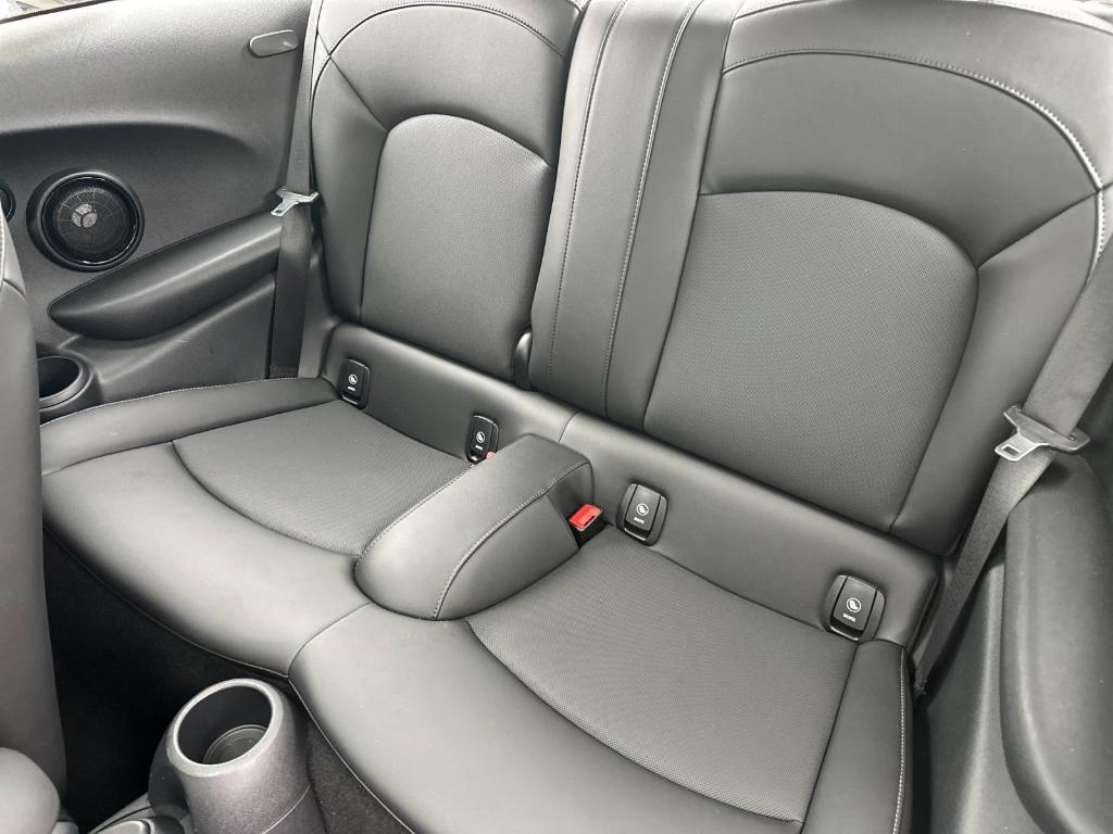 used 2020 MINI Hardtop car, priced at $18,928