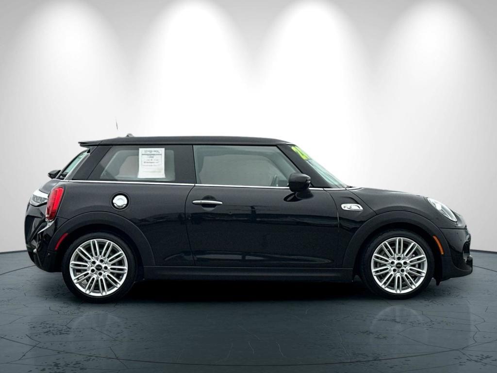 used 2020 MINI Hardtop car, priced at $18,928