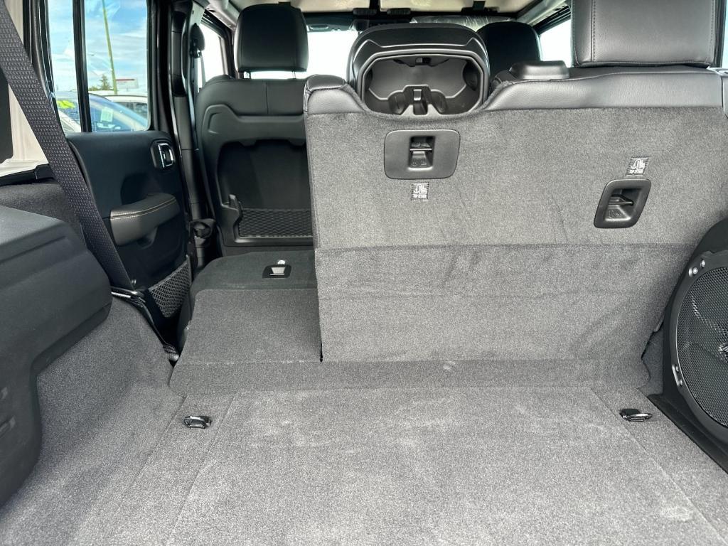 new 2025 Jeep Wrangler car, priced at $59,970