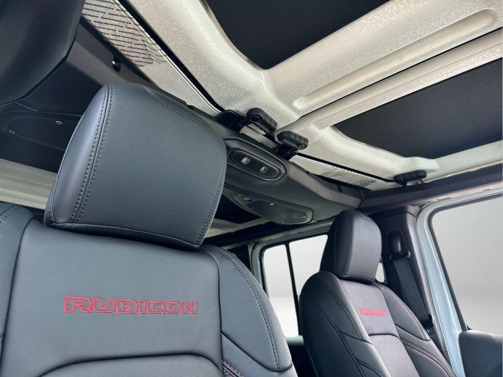 new 2025 Jeep Wrangler car, priced at $71,755