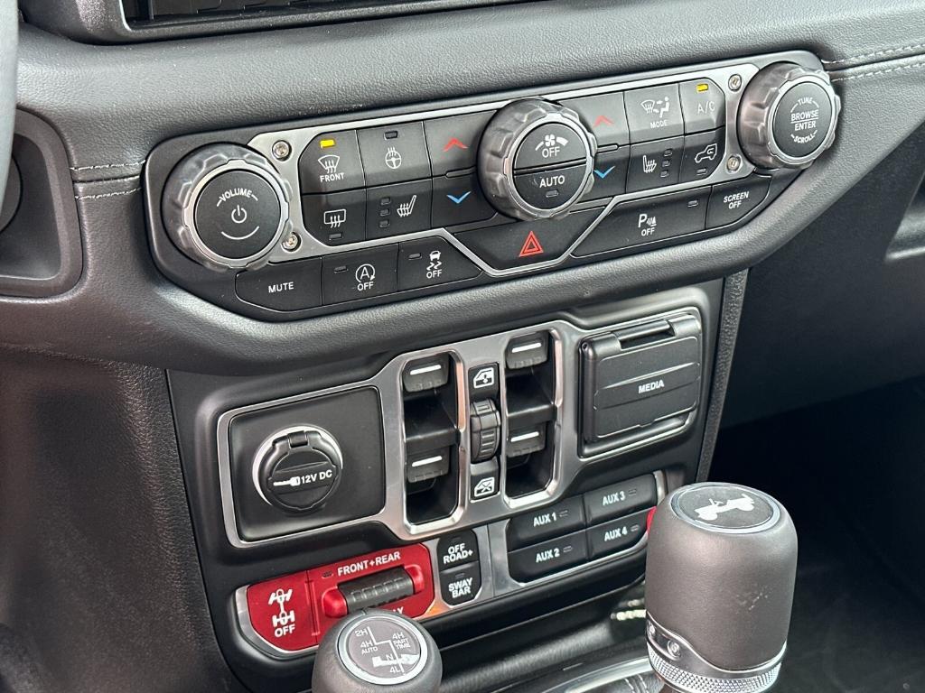 new 2025 Jeep Wrangler car, priced at $71,755
