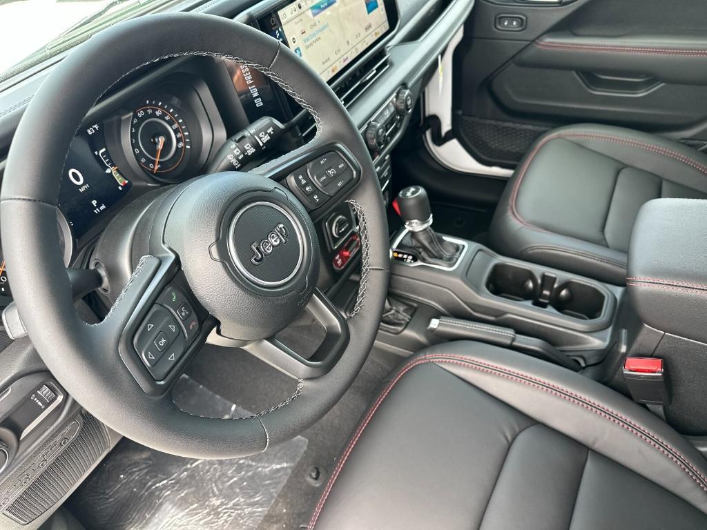 new 2025 Jeep Wrangler car, priced at $71,755