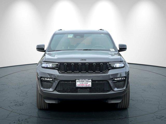 new 2025 Jeep Grand Cherokee car