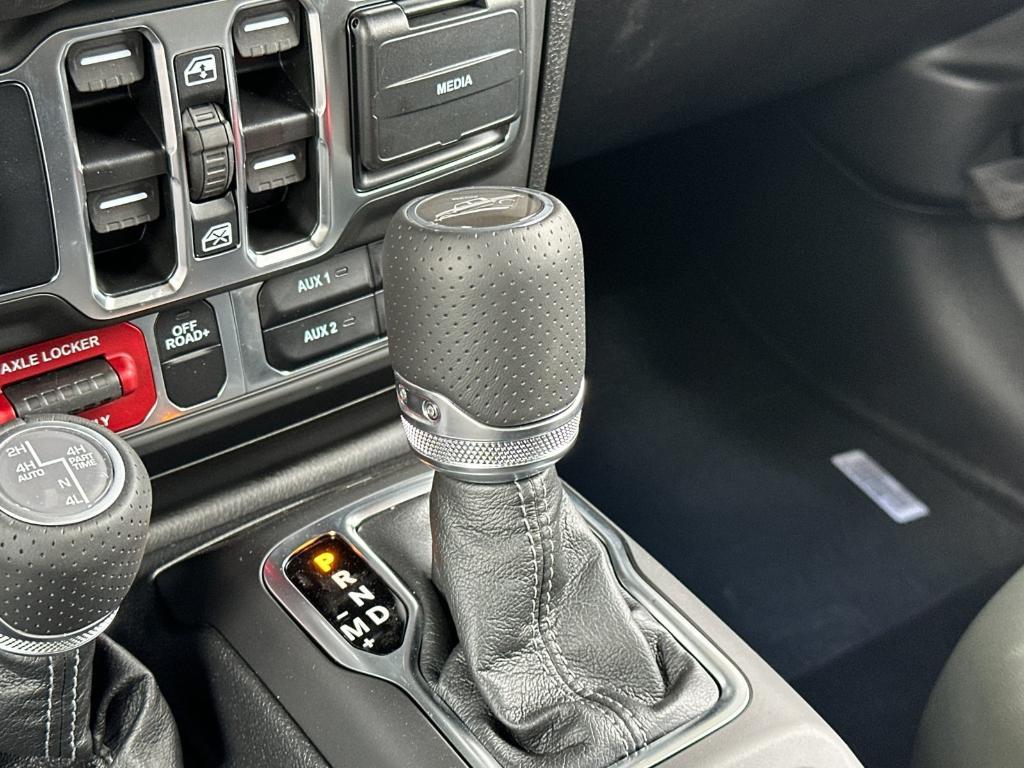 new 2025 Jeep Gladiator car, priced at $64,415