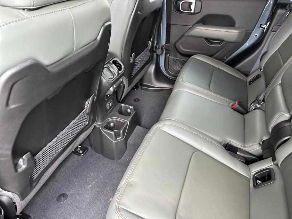 new 2025 Jeep Gladiator car, priced at $64,415