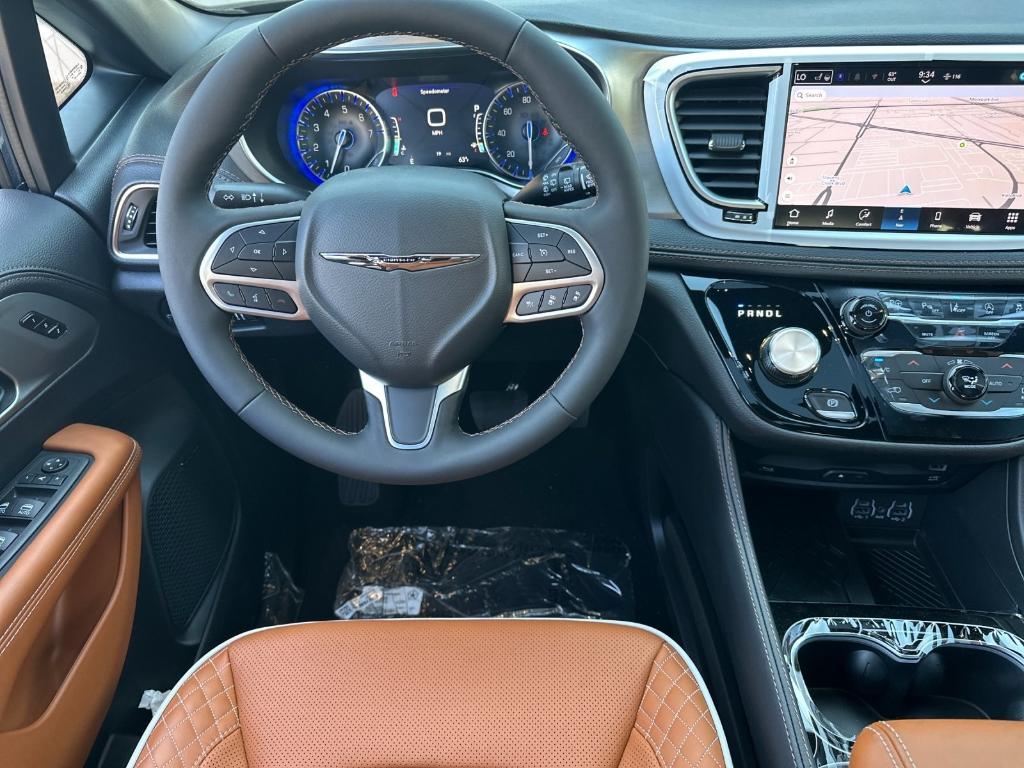 new 2025 Chrysler Pacifica car, priced at $59,720