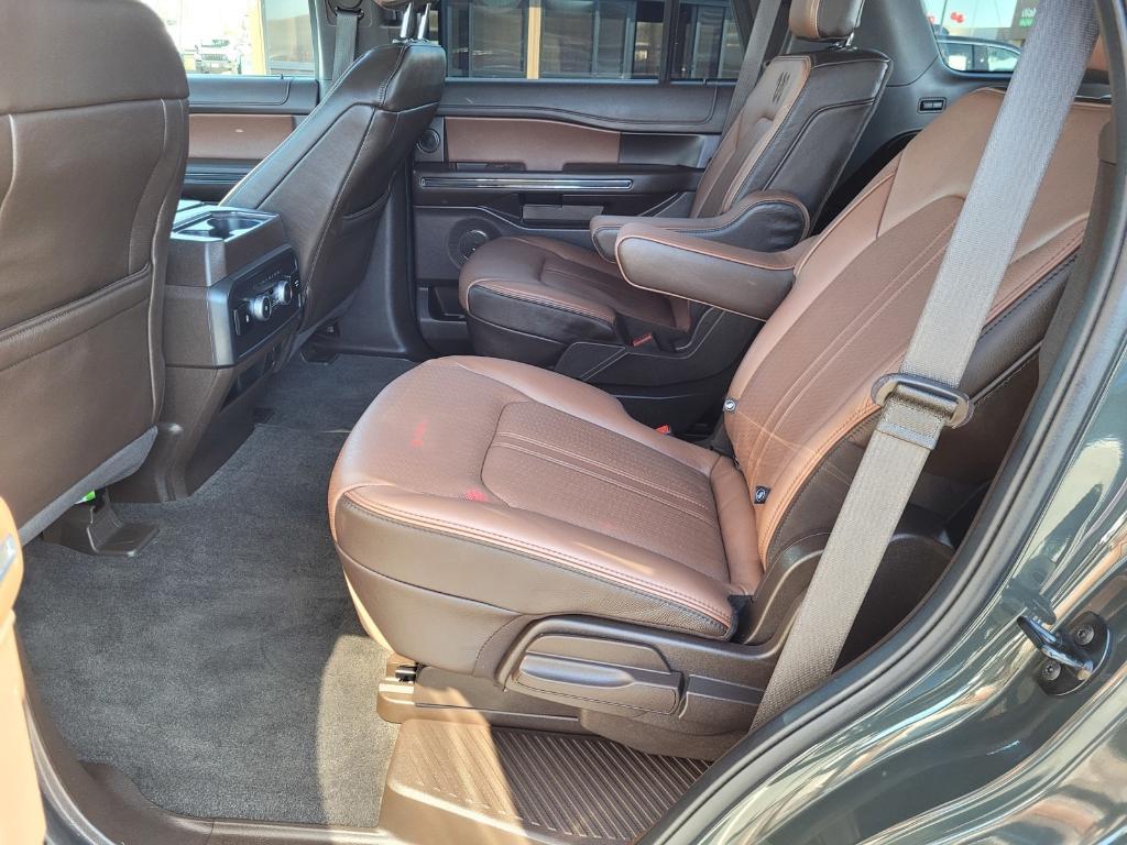 used 2022 Ford Expedition car, priced at $55,998