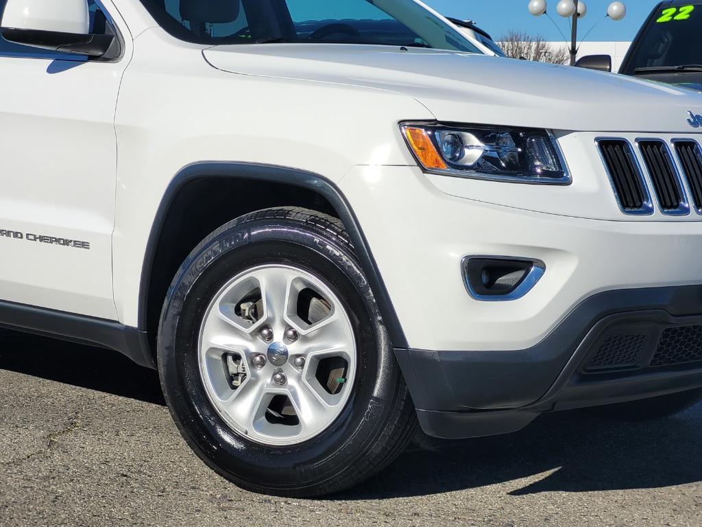 used 2015 Jeep Grand Cherokee car, priced at $11,998