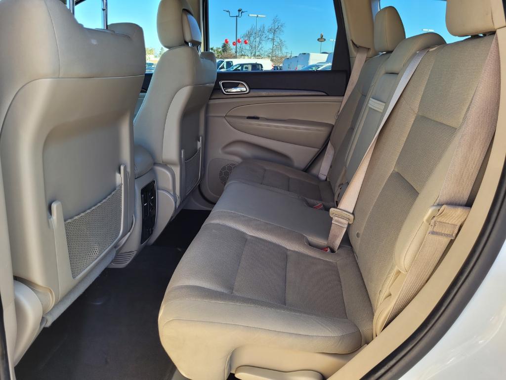 used 2015 Jeep Grand Cherokee car, priced at $11,998