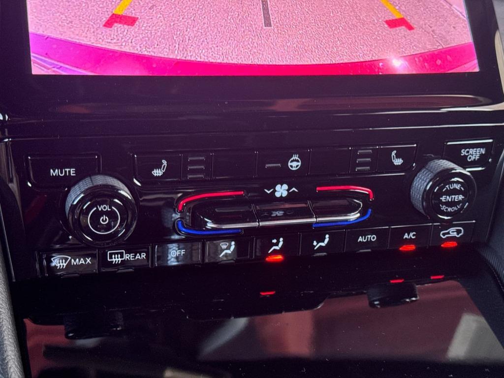 new 2025 Jeep Grand Cherokee car, priced at $47,495