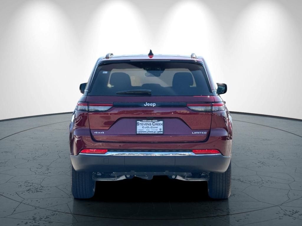 new 2025 Jeep Grand Cherokee car, priced at $47,495