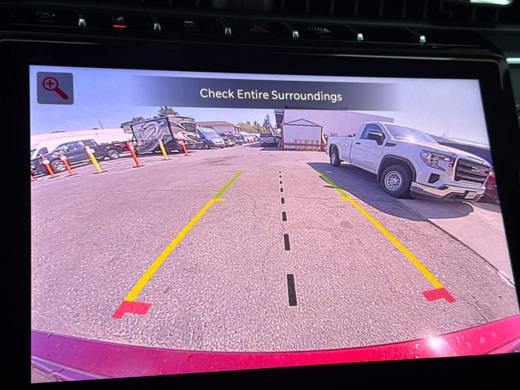 new 2025 Jeep Grand Cherokee car, priced at $47,495