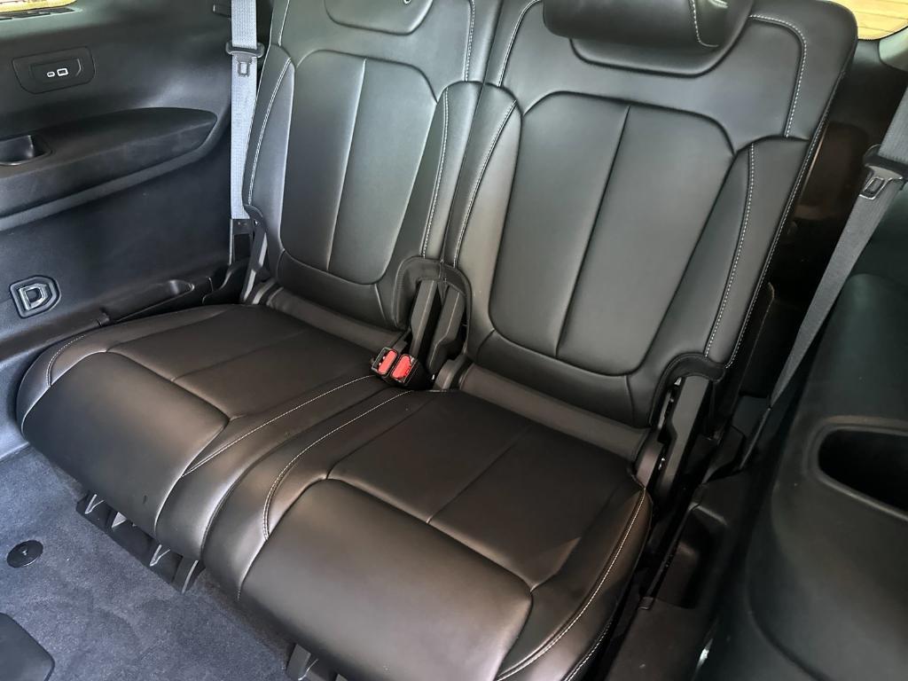 used 2021 Jeep Grand Cherokee L car, priced at $31,998