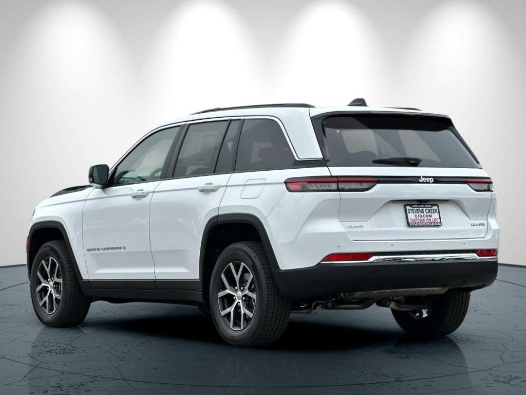 new 2025 Jeep Grand Cherokee car, priced at $46,900