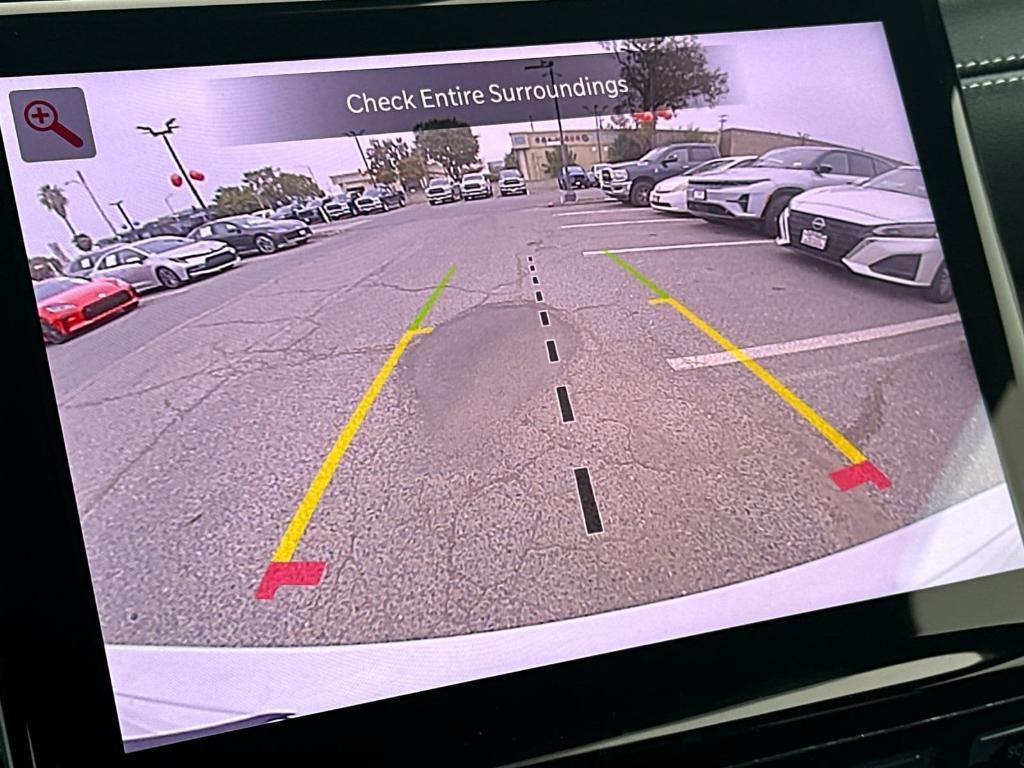 new 2025 Jeep Grand Cherokee car, priced at $46,900